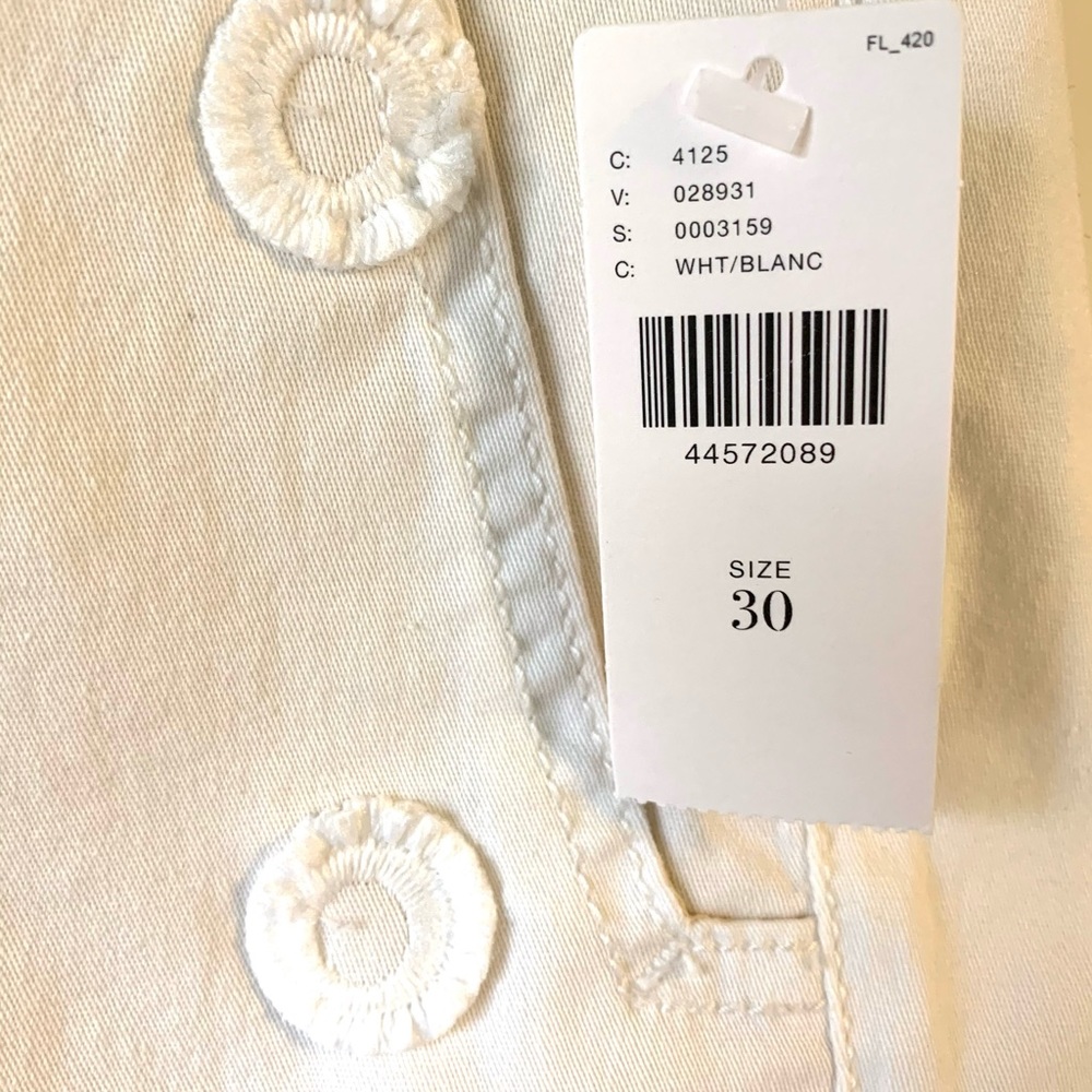 Anthropologie chino shorts - Picture 2 of 6